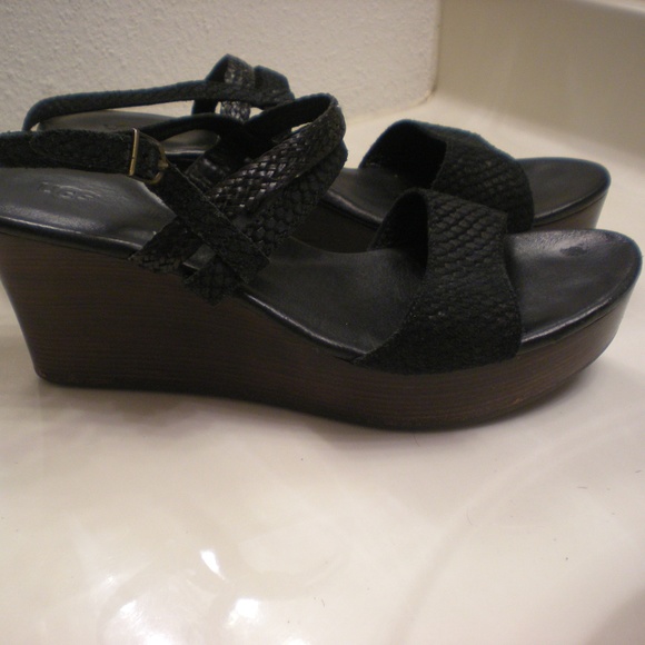 womens wedge sandals australia